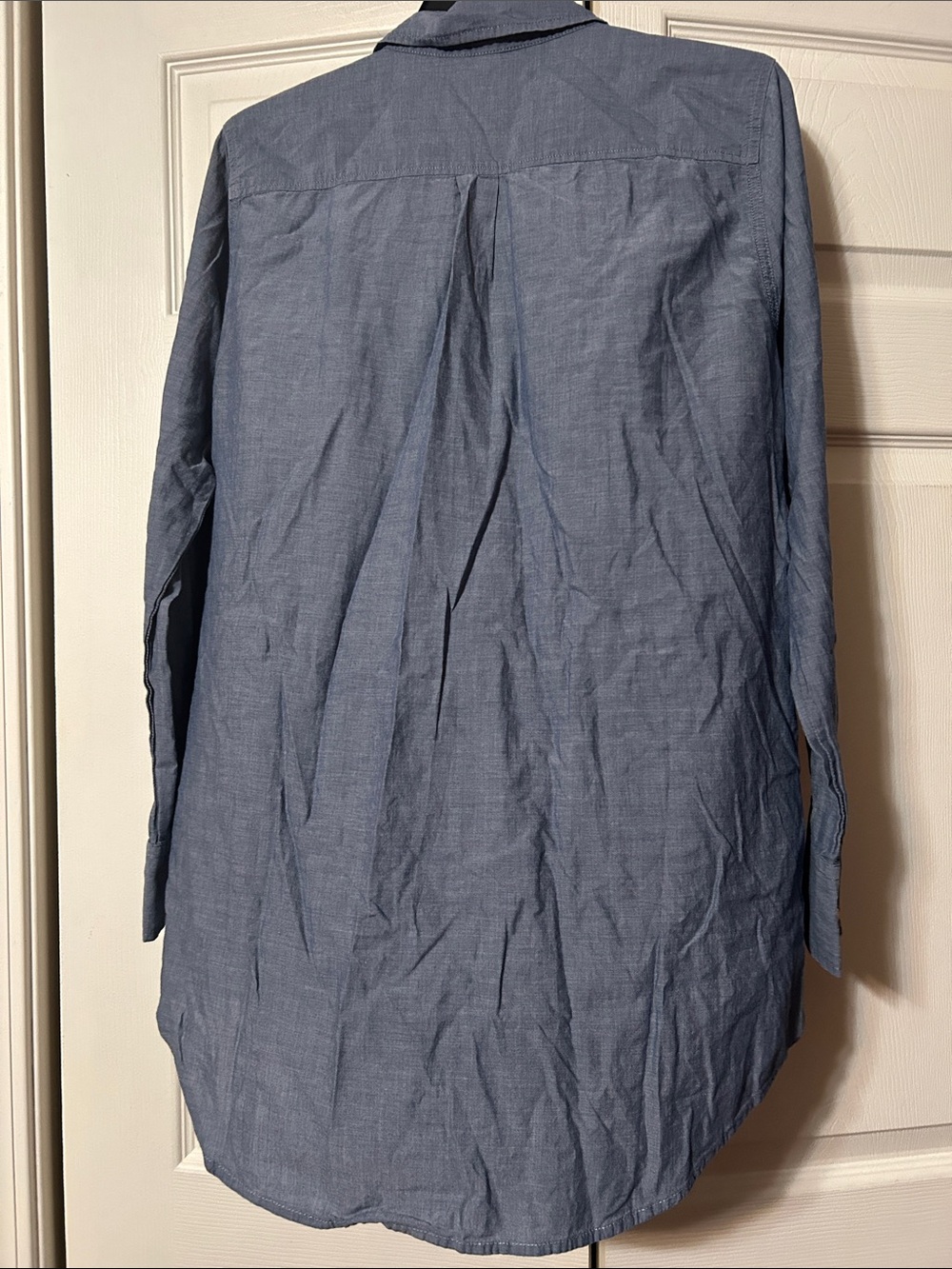J Crew -LG- Blue - Women’s Lightweight Cotton 3-Button  Long Sleeve Shirt - Picture 6 of 6